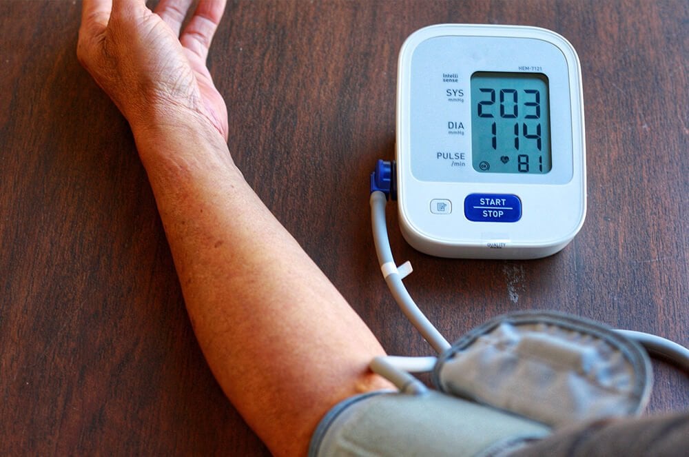 8 Foods to avoid with high blood pressure