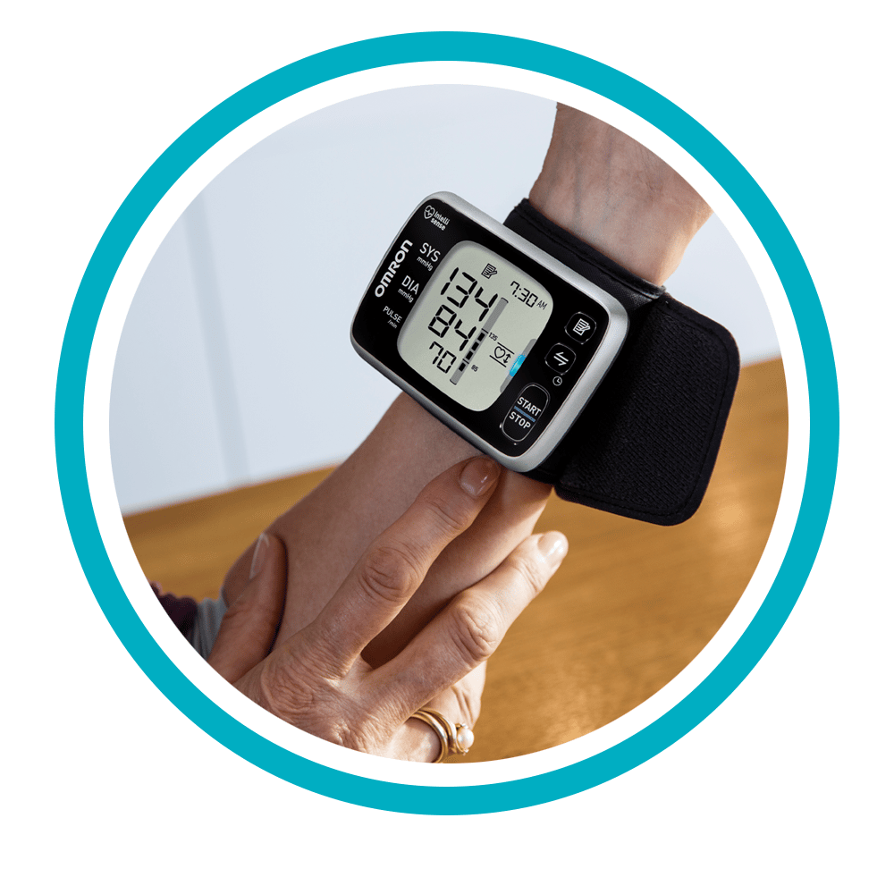 Amazon.com: Omron 7 Series UltraSilent Wrist Blood Pressure Monitor ...