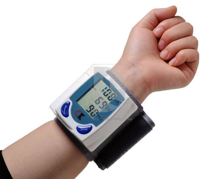 Automatic Digital Wrist Blood Pressure Monitor bracelet ...