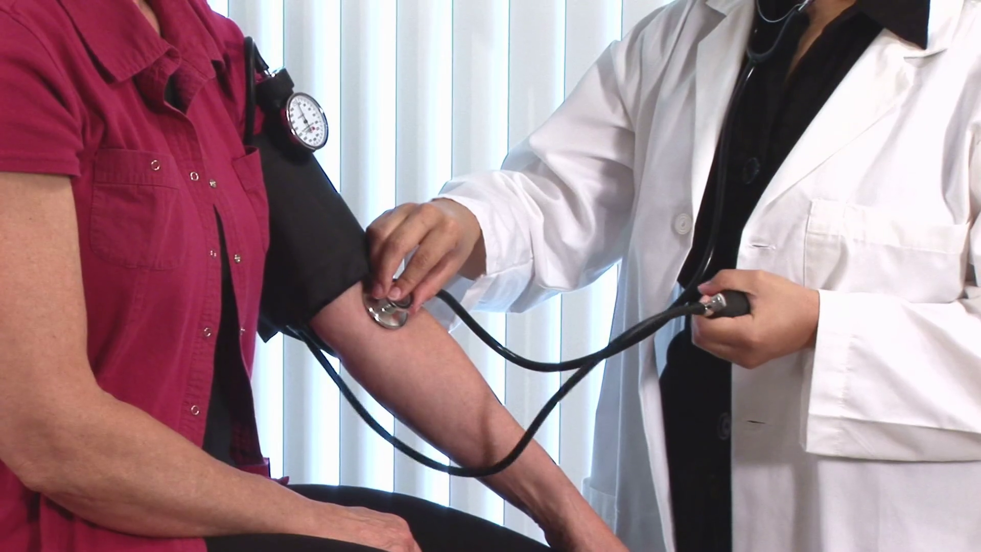 blood pressure reading Stock Video Footage