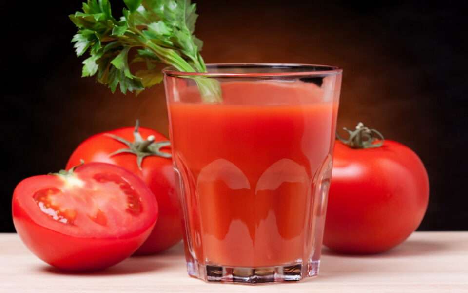 Drink a Cup of Tomato Juice a Day to Protect Your Heart