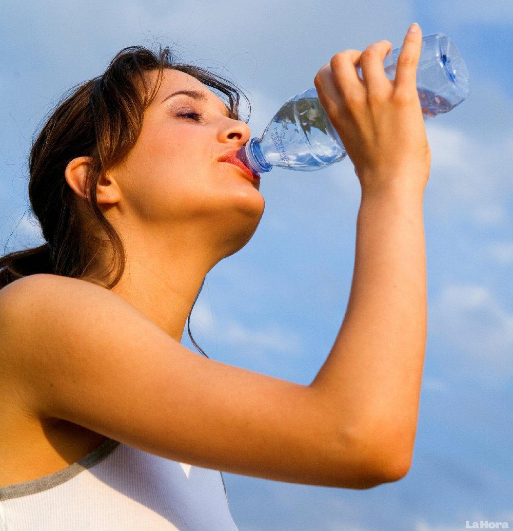 Drink water: Benefits and Interest