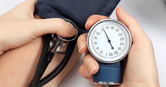 HOW DOES HIGH BLOOD PRESSURE AFFECT LIFESTYLE?