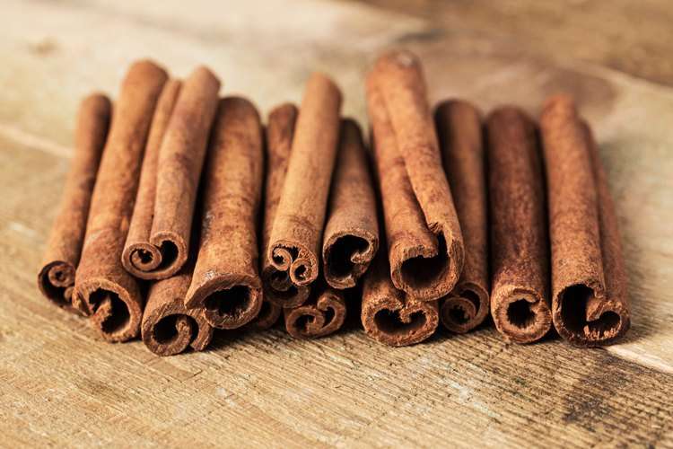 How to Lower Blood Pressure With Cinnamon