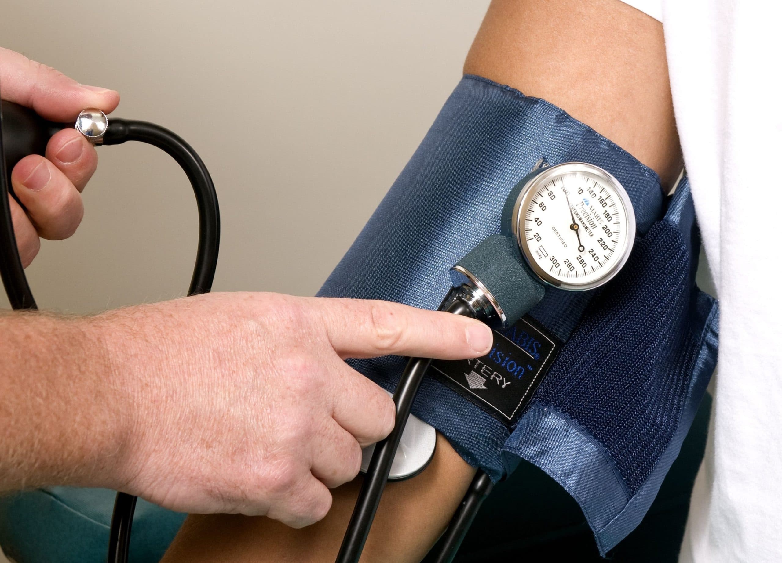 Is 100 over 60 good blood pressure: When is Low Blood Pressure a Cause ...